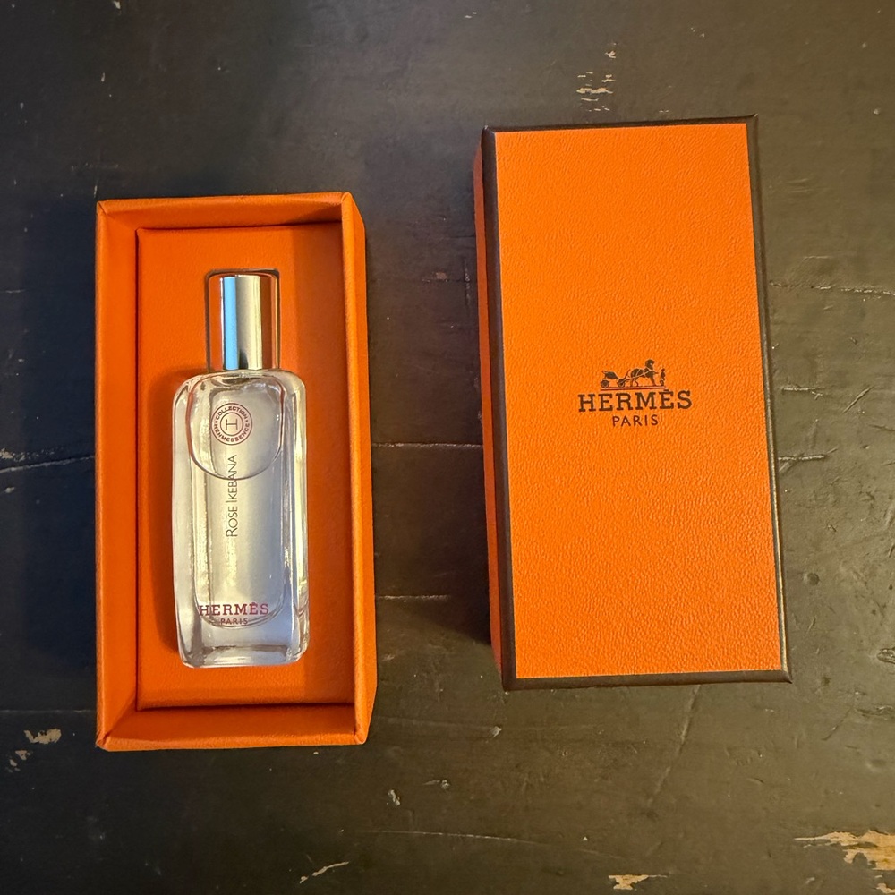 Hermes ROSE IKEBANA EAU DE TOILETTE .25 ounces Never open or used.